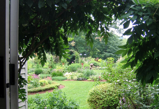 Digging Deeper: An Artist's Garden—A Living Tapestry - CANCELED